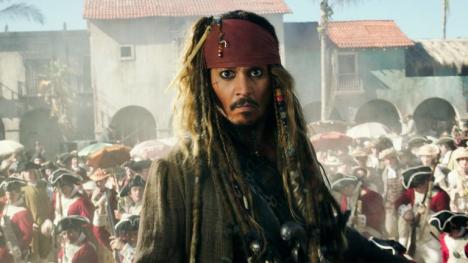 Veste proastă pentru fanii Piraţilor din Caraibe: Johnny Depp a fost concediat!