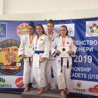 Orădeanca Iasmina Gyoker, campioană balcanică la judo juniori IV (U15) (FOTO)