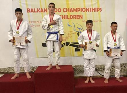 Trei medalii de bronz pentru sportivii de la LPS CSS Liberty la Campionatele Balcanice de judo juniori III