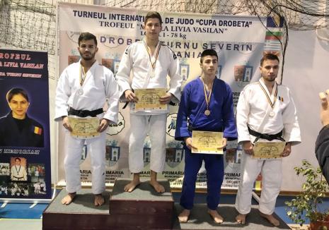 Tinerii judoka orădeni, printre protagoniştii turneului internaţional de la Drobeta Turnu Severin