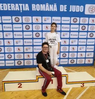 Medalie de aur adjudecată de Alesia Toma, de la Olimpikus Oradea, la Naţionalele de judo U12