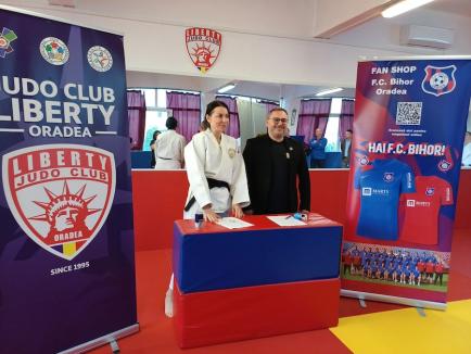 FC Bihor a încheiat un parteneriat de colaborare cu JC Liberty: Tinerii fotbalişti orădeni vor avea în pregătiri şi elemente specifice judoului! (FOTO)