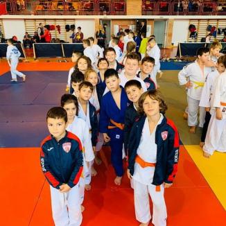 Sportivii de la Judo Club Liberty Oradea şi-au adjudecat 19 medalii la ultimele două competiţii internaţionale (FOTO)