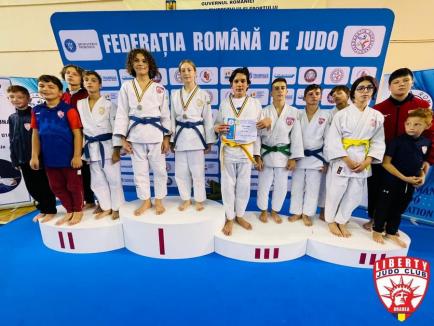 Trei noi medalii pentru sportivii de la Judo Club Liberty Oradea (FOTO)