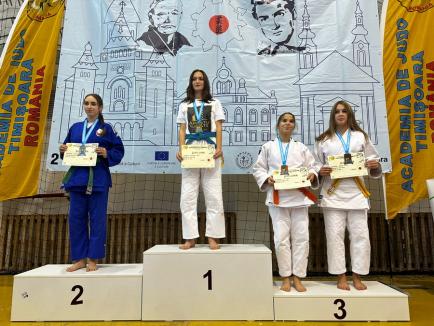 Zeci de medalii pentru orădenii de la LPS Champions la turneul internaţional „Judo Cup Constantin Ali” de la Timişoara (FOTO)