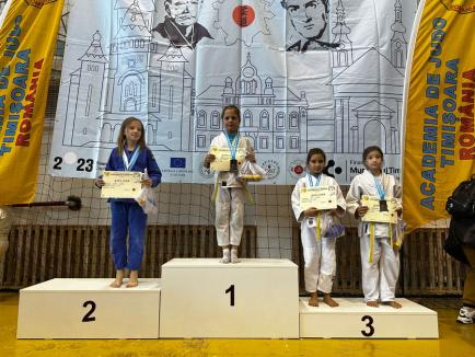 Zeci de medalii pentru orădenii de la LPS Champions la turneul internaţional „Judo Cup Constantin Ali” de la Timişoara (FOTO)