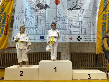 Zeci de medalii pentru orădenii de la LPS Champions la turneul internaţional „Judo Cup Constantin Ali” de la Timişoara (FOTO)