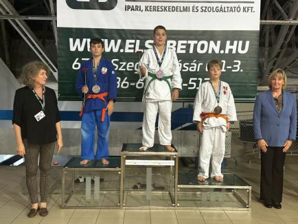 Sportivii de la LPS Champions Oradea au obținut 12 medalii la turneul internaţional de judo de la Szeged (FOTO)