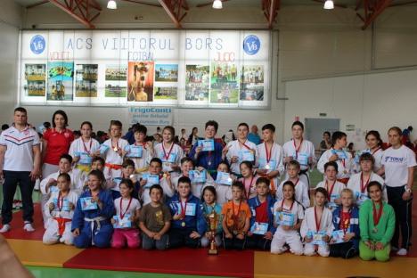 51 de medalii pentru judoka de LPS-CSS Liberty Oradea la întrecerile Memorialului 'Mihai  Debreceni'
