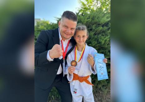 Orădeanca Vanessa Rogojan, medaliată cu bronz la Campionatul Balcanic de judo pentru copii din Macedonia de Nord (FOTO)