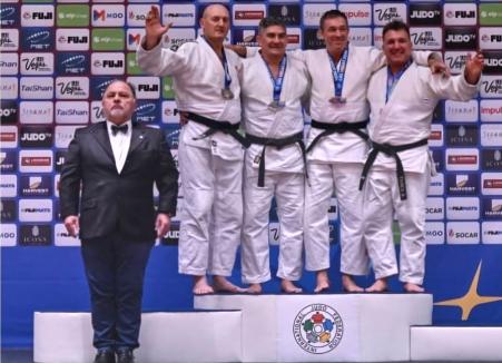 Viva Las Vegas! Orădenii Aurel Gavriș și Roman Tanca au obținut medalii de bronz la Mondialele de Judo Veterani din SUA (FOTO)