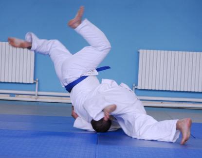 Tinerii judoka orădeni s-a remarcat la turneul internaţional de la Sibiu
