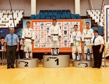 Două medalii de aur pentru tinerii judoka orădeni la prima ediție a Cupei „Mării Negre”