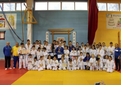 Tinerii judoka de la LPS CSS Liberty Oradea au dominat întrecerile Cupei de iarnă din acest an