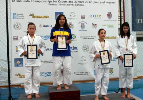 Patru medalii pentru tinerii orădeni de la LPS CSS Liberty la Finala Campionatului Național de Judo Ne Waza