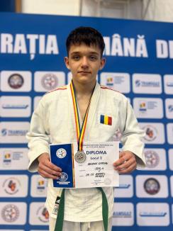 Orădeanul Ciprian Buşanu, de la LPS-Champions, a devenit vicecampion naţional la judo U16 (FOTO)