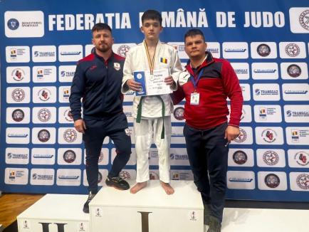 Orădeanul Ciprian Buşanu, de la LPS-Champions, a devenit vicecampion naţional la judo U16 (FOTO)