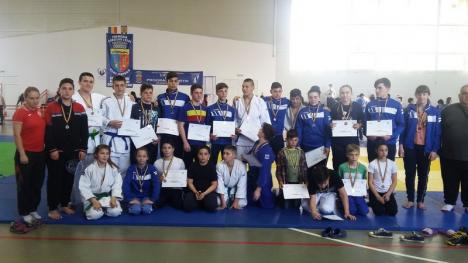 Judoka orădeni au dominat întrecerile Cupei Transilvaniei pentru juniori III şi copii I de la Cluj Napoca
