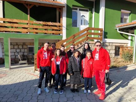 Trei clasări pe podium pentru tinerii judoka de la Olimpikus Oradea la turneul din Serbia