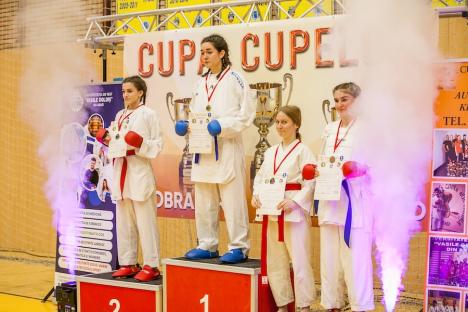 22 de medalii pentru karateka orădeni de la CS Shogunul & Palatul Copiilor, la Cupa Cupelor de la Arad (FOTO)
