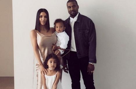 Kim Kardashian şi Kanye West şi-au botezat cel de-al treilea copil... Chicago