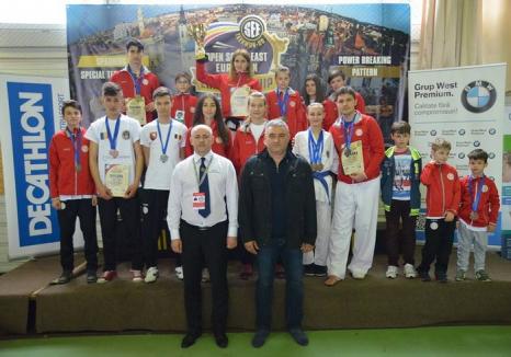 Sportivii orădeni au dominat întrecerile Campionatului Sud-Est European de Taekwon-do