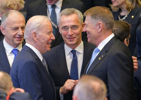 „Vom răspunde dacă Putin folosește arme chimice în Ucraina”, anunță Joe Biden. Ce decizii au luat liderii NATO în summitul extraordinar de la Bruxelles