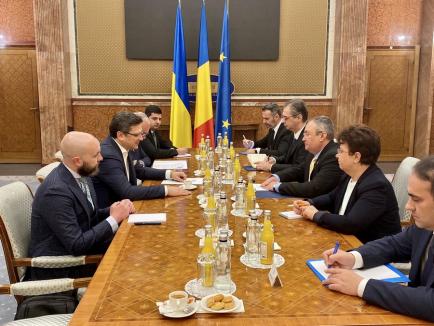 Ministrul de externe al Ucrainei, primit la București de Nicolae Ciucă: „Suntem recunoscători României” (FOTO)