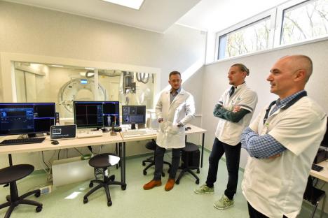 Pacienții cu AVC și cu afecțiuni oncologice vor putea fi tratați la Oradea de medici școliți în Franța și cu cel mai modern echipament din sud-estul Europei (FOTO)