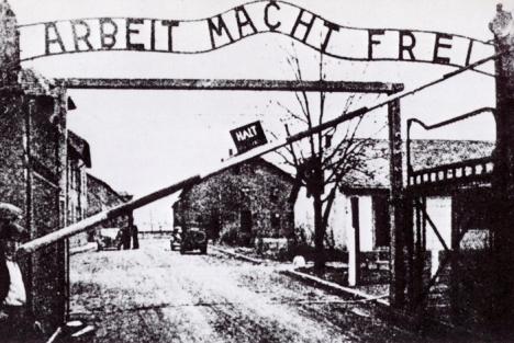 Viitorul Memoriei: Expoziţii, recitaluri şi proiecţii, în memoria orădenilor deportaţi la Auschwitz