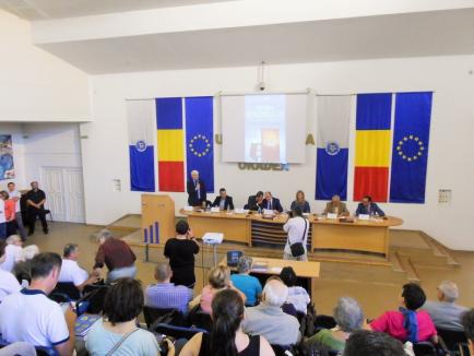 'Istoria Bihorului' a fost lansată în Aula Magna a Universităţii din Oradea (FOTO)