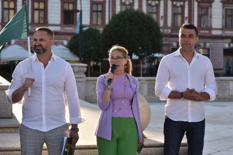 Controversatul deputat Mihai Lasca și-a lansat la Oradea un partid anti-UE, anti-satanism, anti-globalizare, anti-vaccinist și anti-LGBTQ (FOTO/VIDEO)