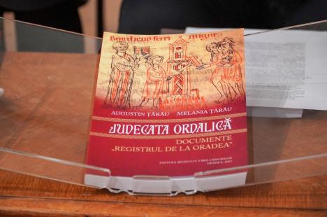 „Judecata lui Dumnezeu”, la Oradea. A fost lansat volumul despre proba fierului înroșit, practicată în Evul Mediu pentru găsirea vinovaților (FOTO)