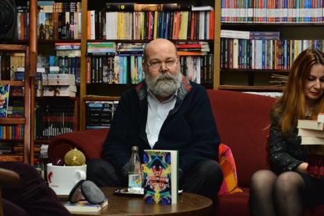 'Cum am devenit român': Fostul deputat Székely Ervin şi-a lansat cel mai nou roman la Oradea (FOTO)