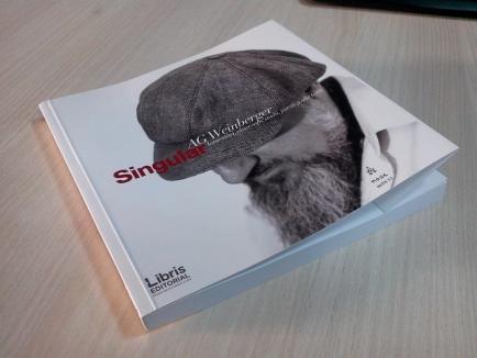 'Sunt singular'. Cunoscutul bluesman AG Weinberger a lansat prima sa carte la Oradea (FOTO)
