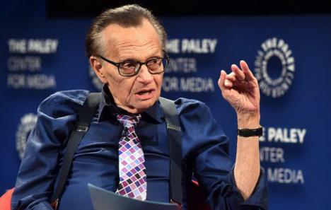 Celebrul moderator de televiziune Larry King murit la 87 de ani, infectat cu Covid-19