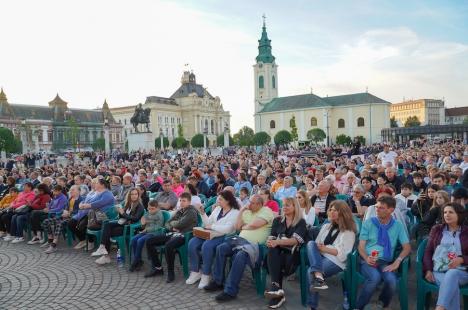 Ziua Europei, sărbătorită la Oradea cu „Lăutarii” din Chișinău, Monica Anghel și Paula Seling. Care a fost atmosfera în Piața Unirii (FOTO/VIDEO)