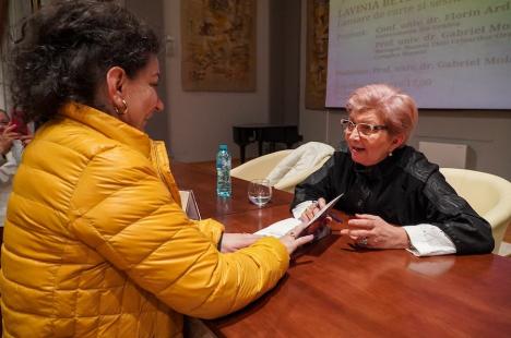 O istorie a feminismului în timpul regimului comunist: Lavinia Betea și-a lansat la Oradea cartea despre „prinţesele roşii” (FOTO)