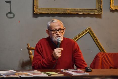 Serată de poezie în Oradea, în lectura autorului: „seniorul” Ioan Moldovan a făcut sală plină la Moszkva (FOTO)