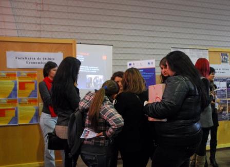 Sute de liceeni bihoreni s-au interesat de facultăţile din Oradea (FOTO)