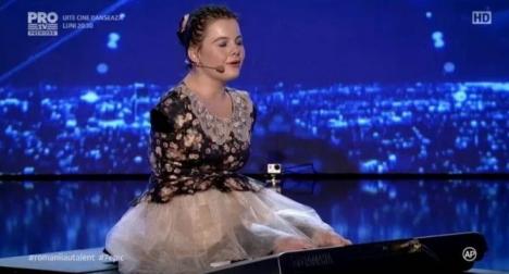 Cel mai emoţionant moment de la 'Românii au talent': Lorelai, fetiţa fără mâini, trimisă direct în semifinală (VIDEO)