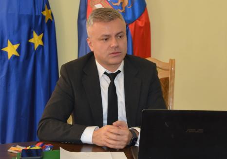 Patronul bugetar: Director din Primăria Oradea, pus să aleagă între postul călduț și afacerea privată