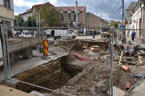 Noi restricții de trafic în Oradea! Strada Avram Iancu s-a închis circulației pe încă un tronson (FOTO)