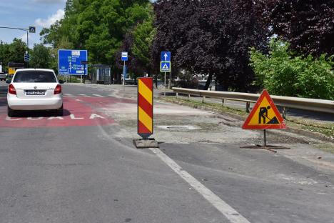 A doua amânare pe căile Clujului și Averescu din Oradea: înlocuirea capacelor de canal se va termina abia săptămâna viitoare (FOTO)