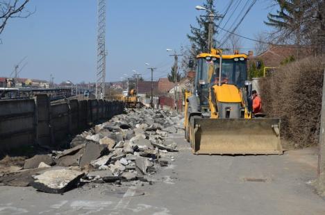 Drumul (merge) rapid. Selina toarnă structura de susţinere a viaductului peste străzile Gheorghe Doja şi Louis Pasteur (FOTO)