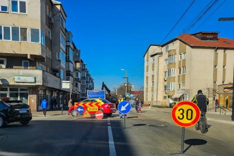 Strada Cazaban din Oradea s-a închis în zona intersecției cu Grigore Irofte, pentru lucrări (FOTO)