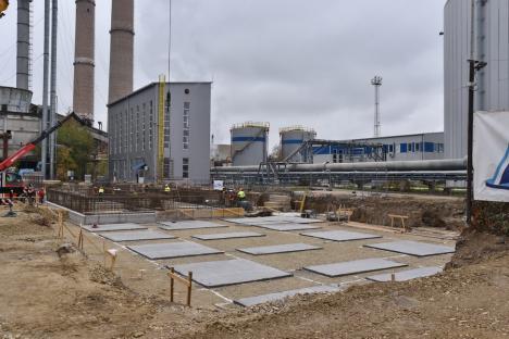 Au început lucrările la clădirile care vor găzdui noile motoare termice ale Termoficare Oradea. Cu cât vor scădea emisiile de CO2 (FOTO/VIDEO)