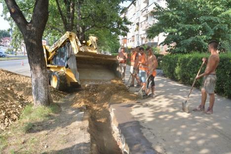 Reţeaua 'şanţierelor': Peste 30 de străzi din Oradea, 'sparte' de lucrări ale RDS, Termoficare şi CAO (FOTO)