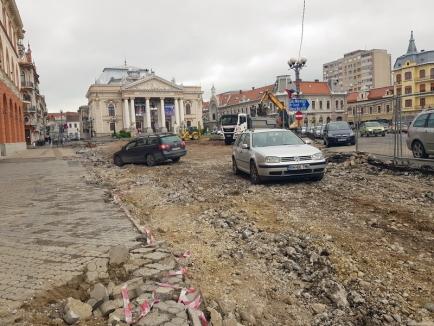 În centrul şantierului: Lucrările din zona centrală a Oradiei i-au adus pe locuitori la disperare (FOTO)