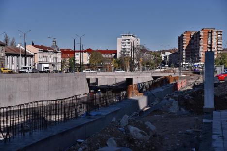 În ultima clipă! Primăria Oradea încearcă să închidă până în decembrie 15 proiecte europene, dar 9 vor continua și la anul (FOTO)